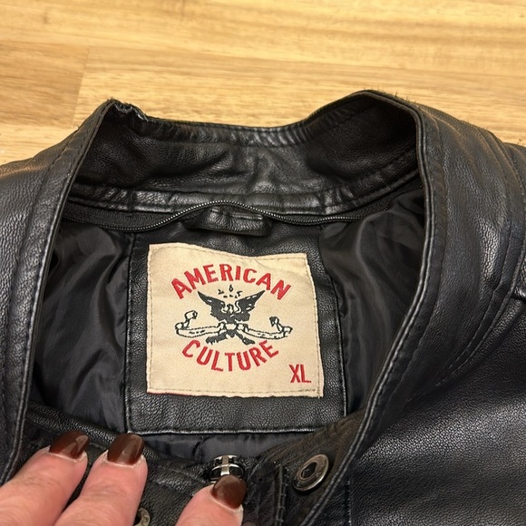AMERICAN CULTURE ⭐️ faux leather jacket - Picture 5 of 9
